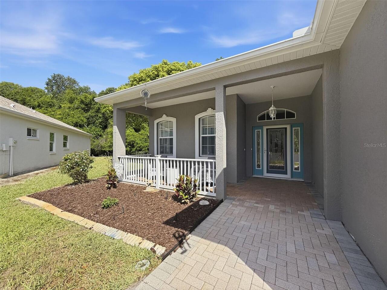 Listing Photo 9