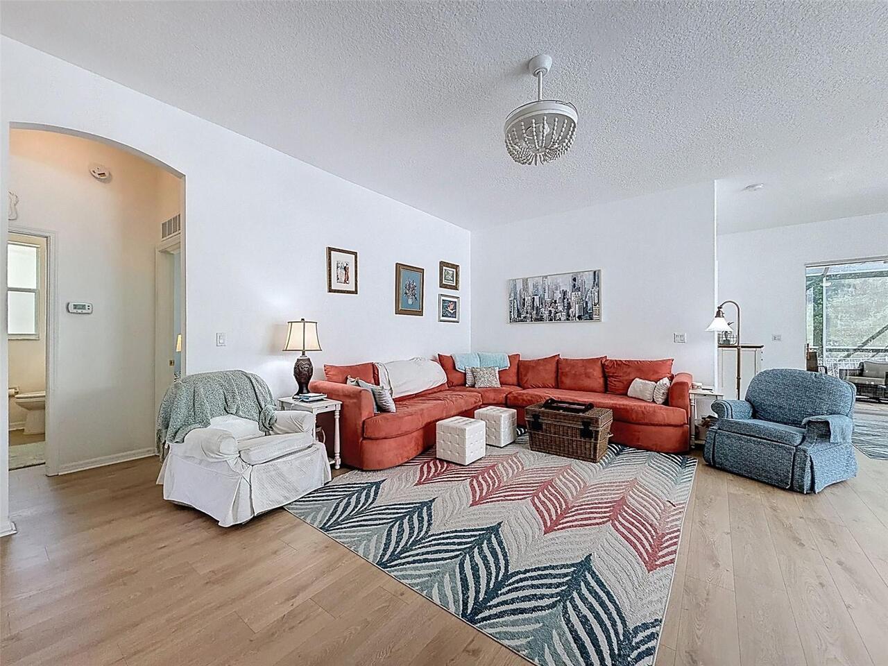 Listing Photo 15