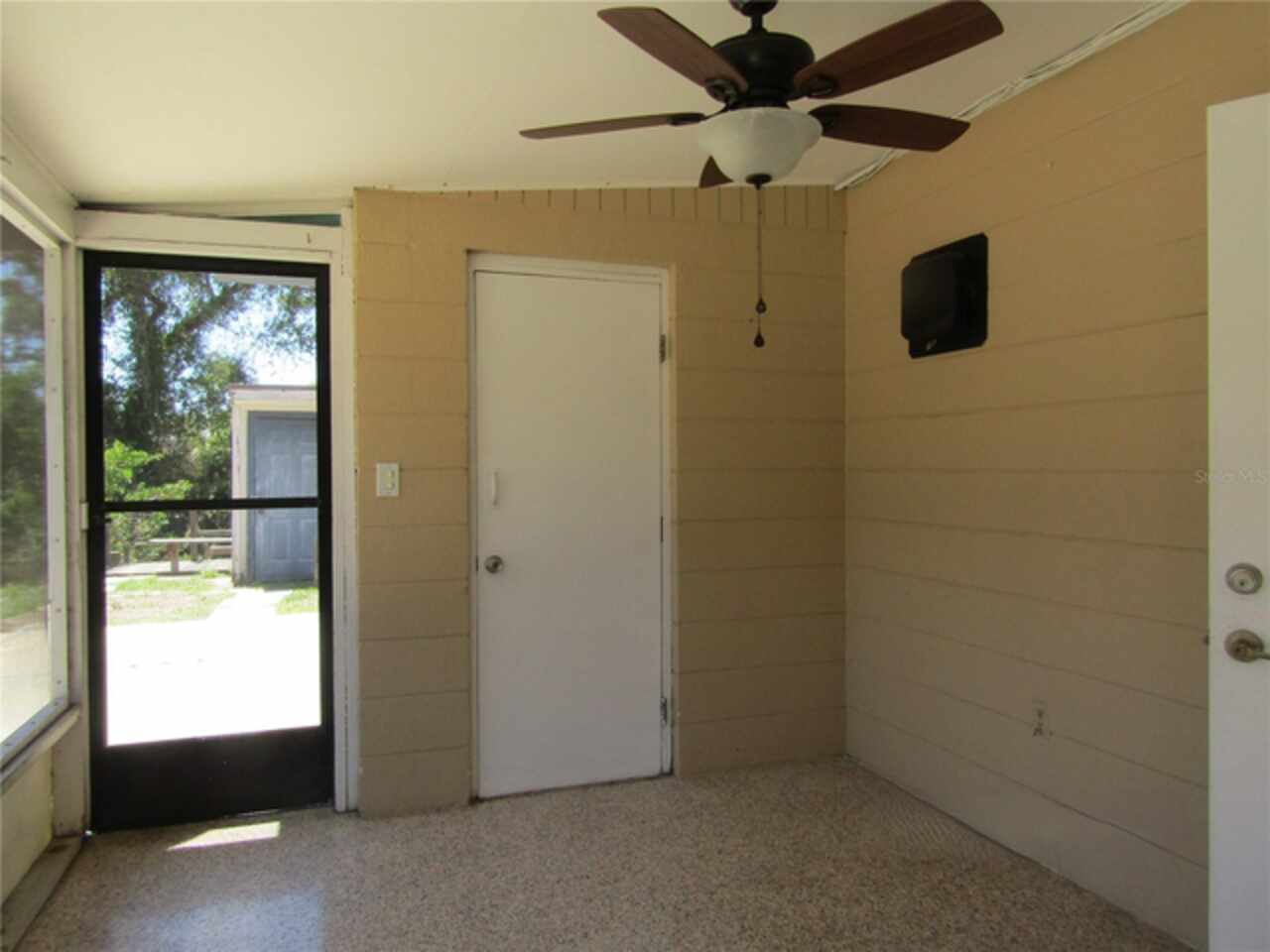 Listing Photo 15