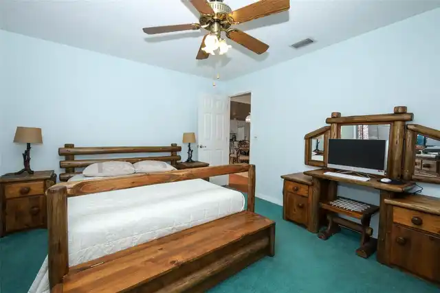 Listing Photo 18