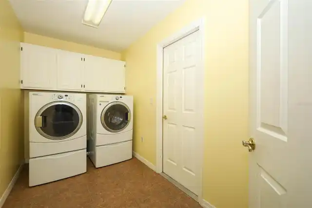 Listing Photo 25