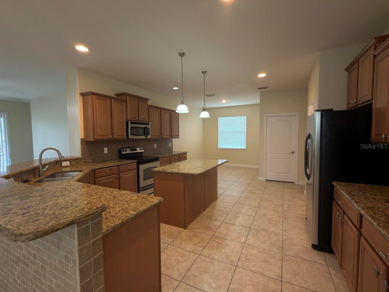 Listing Photo 10