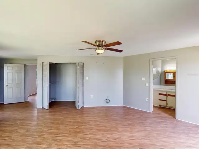 Listing Photo 23
