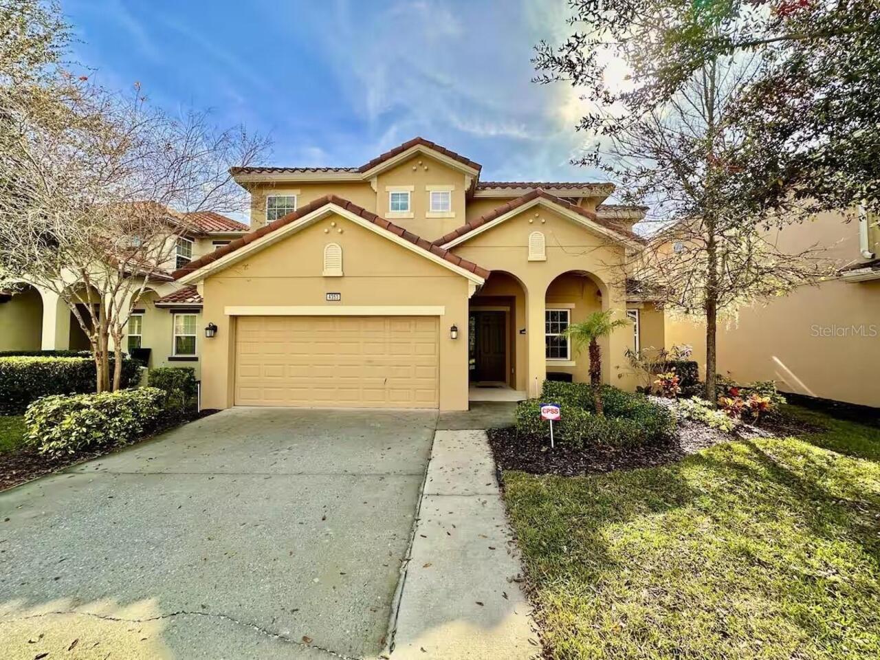 Davenport Real Estate