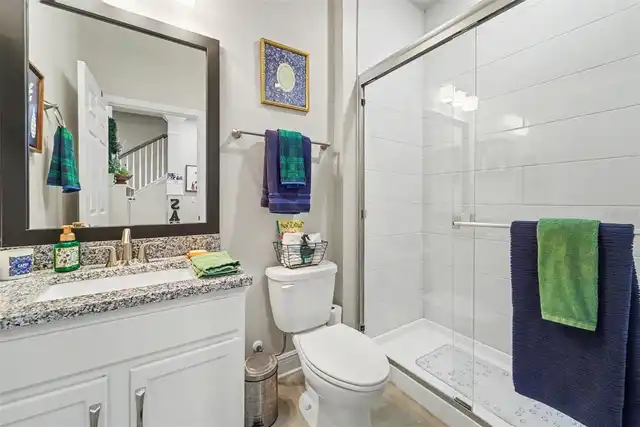 Listing Photo 10