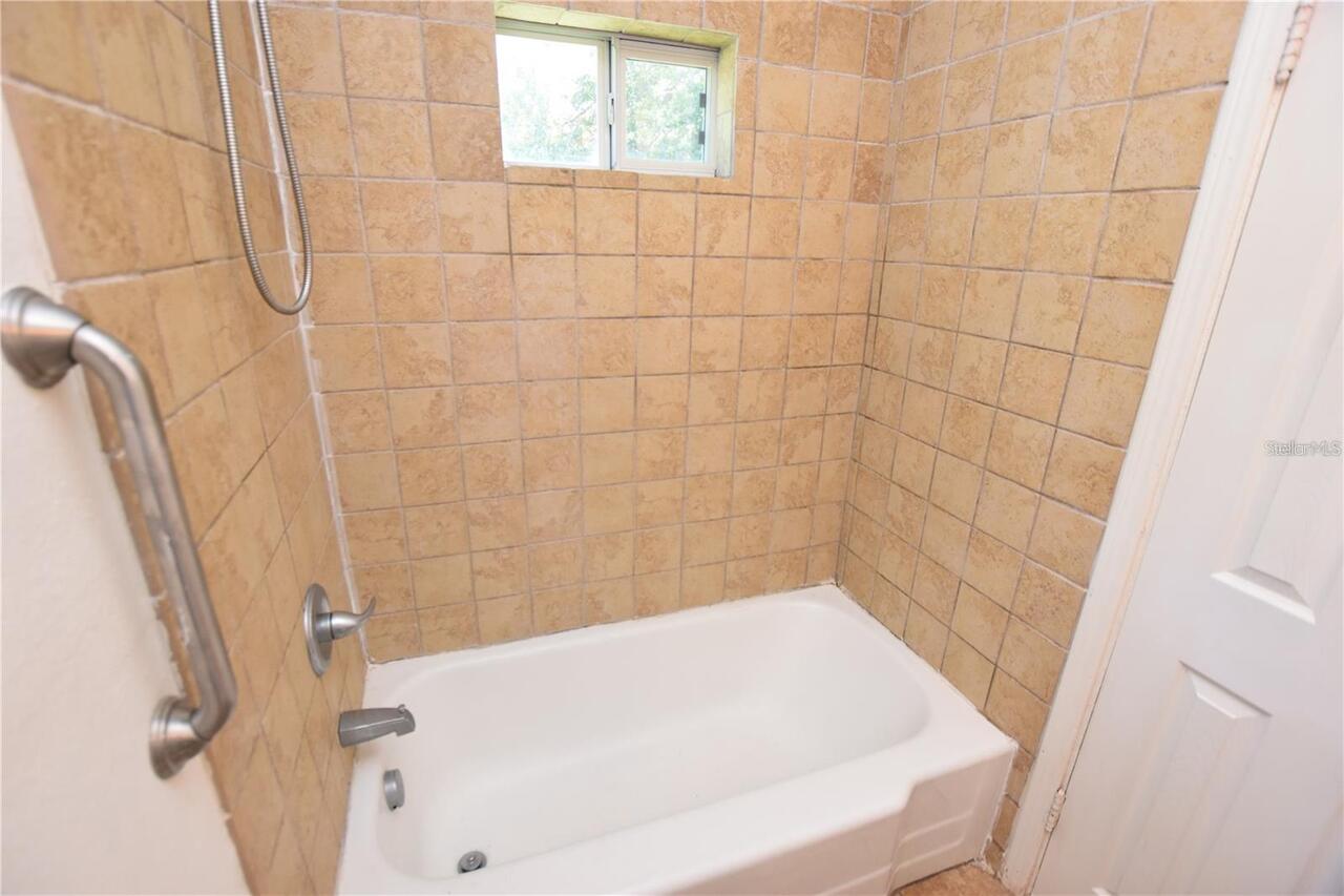 Listing Photo 33