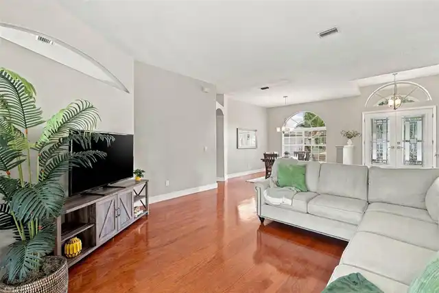 Listing Photo 13