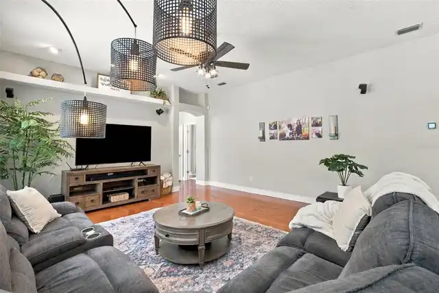 Listing Photo 21
