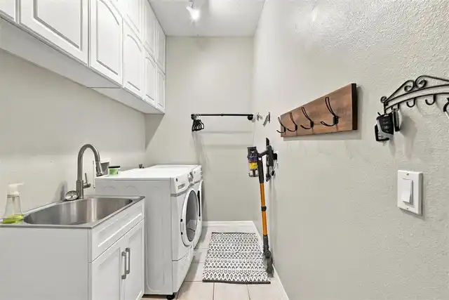 Listing Photo 43