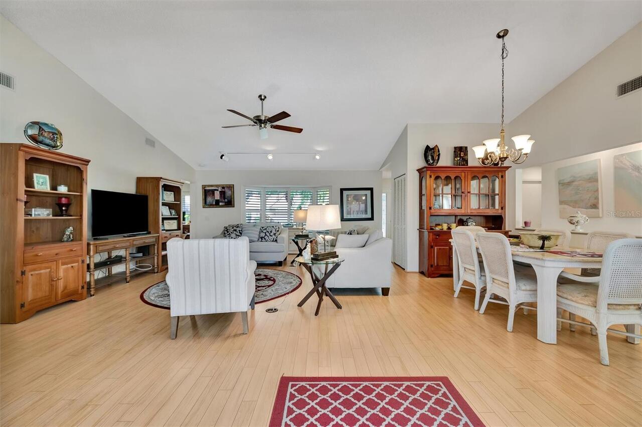 Listing Photo 42