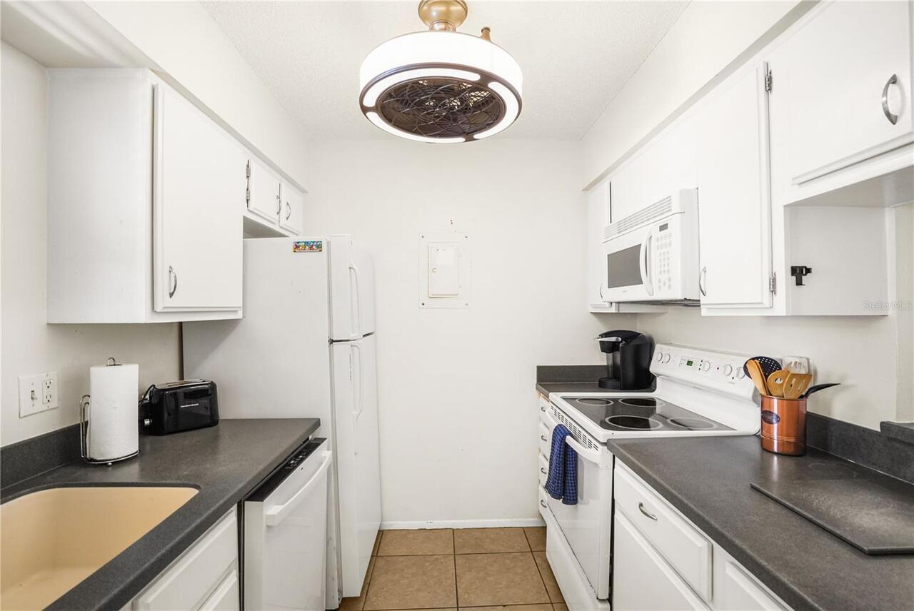 Listing Photo 14