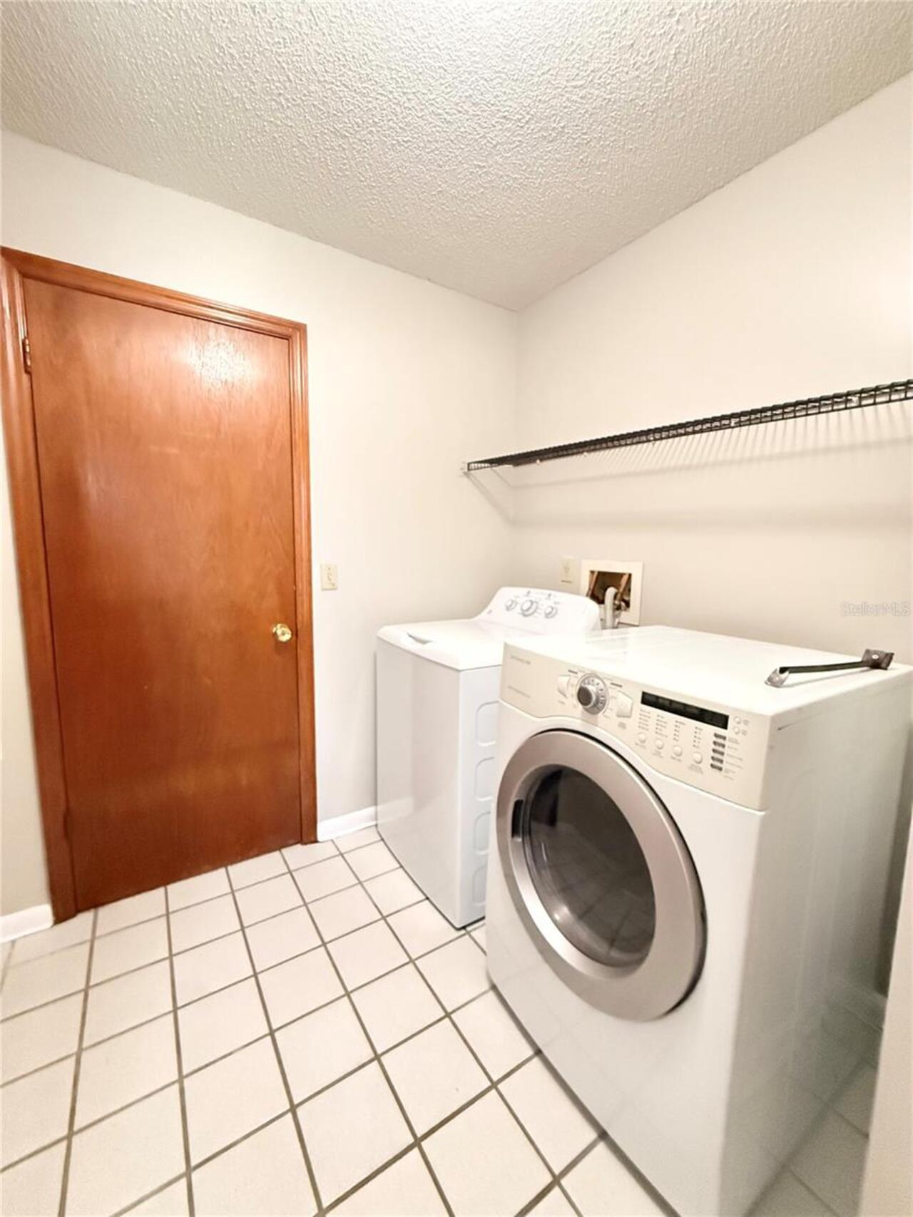 Listing Photo 12