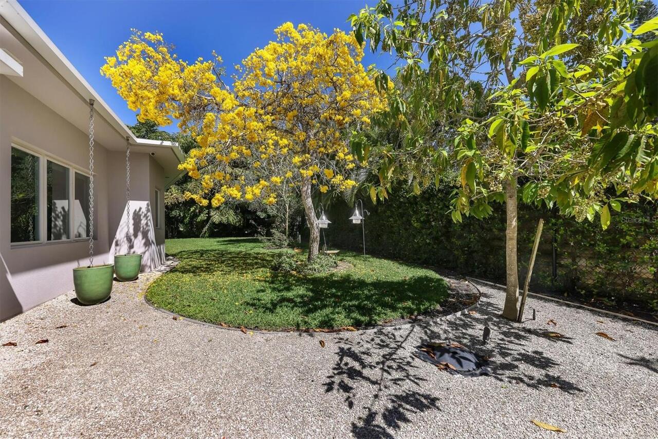 Listing Photo 42