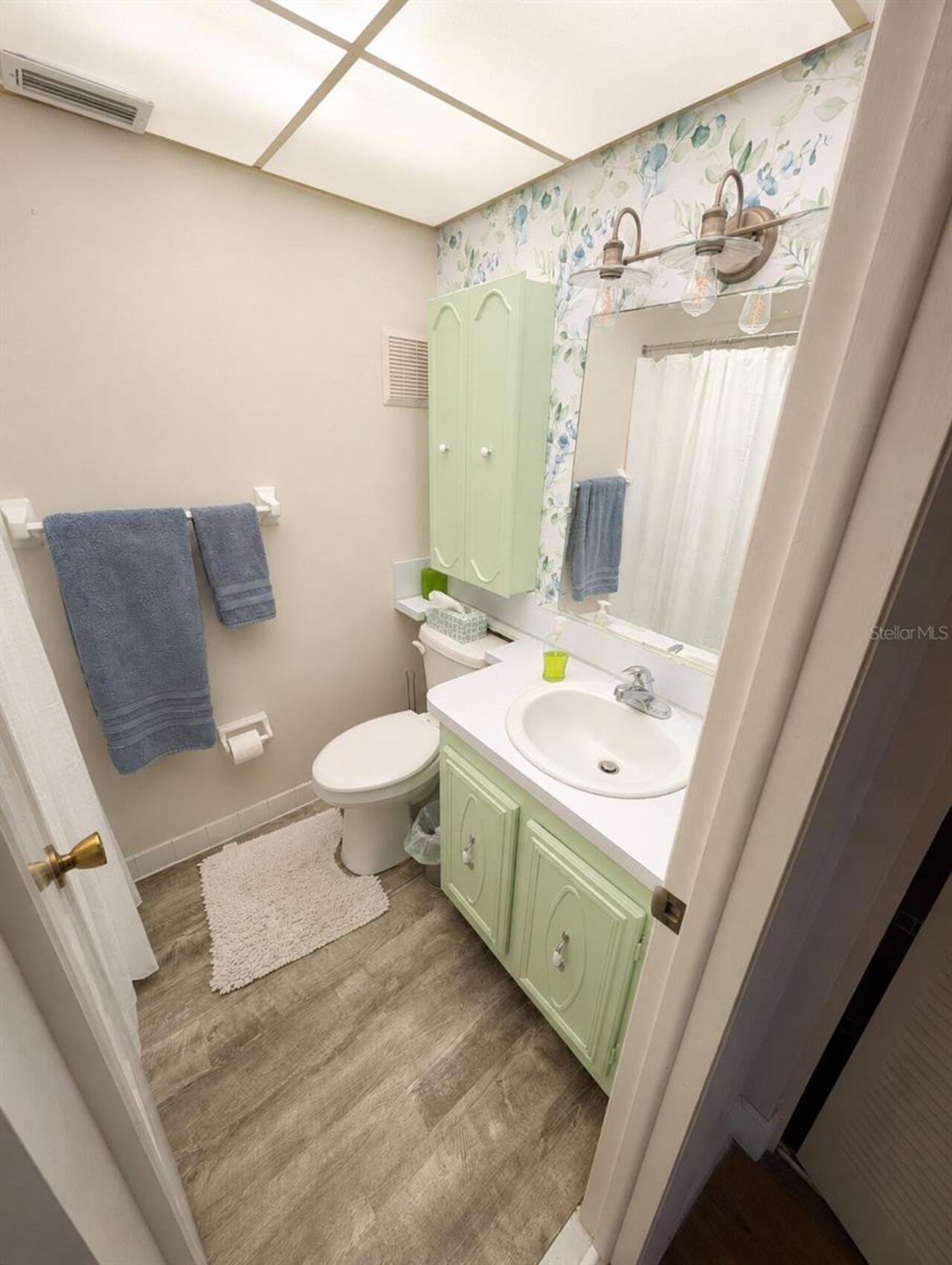 Listing Photo 10