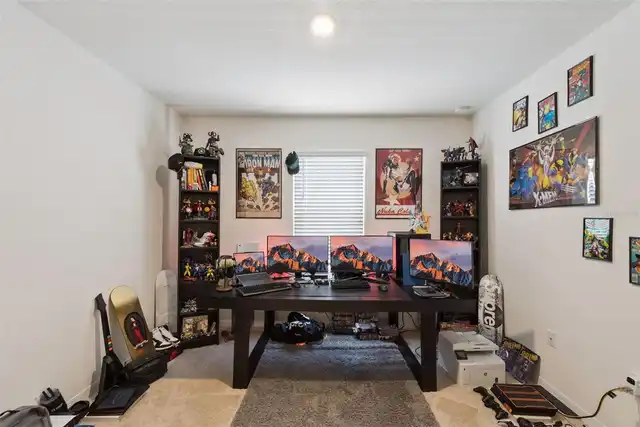 Listing Photo 12