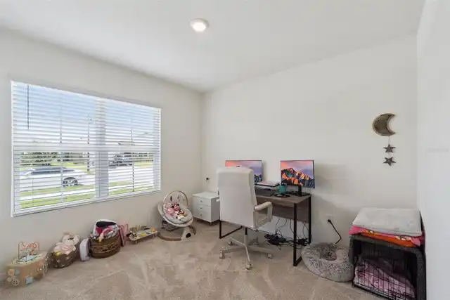 Listing Photo 16