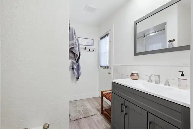 Listing Photo 23