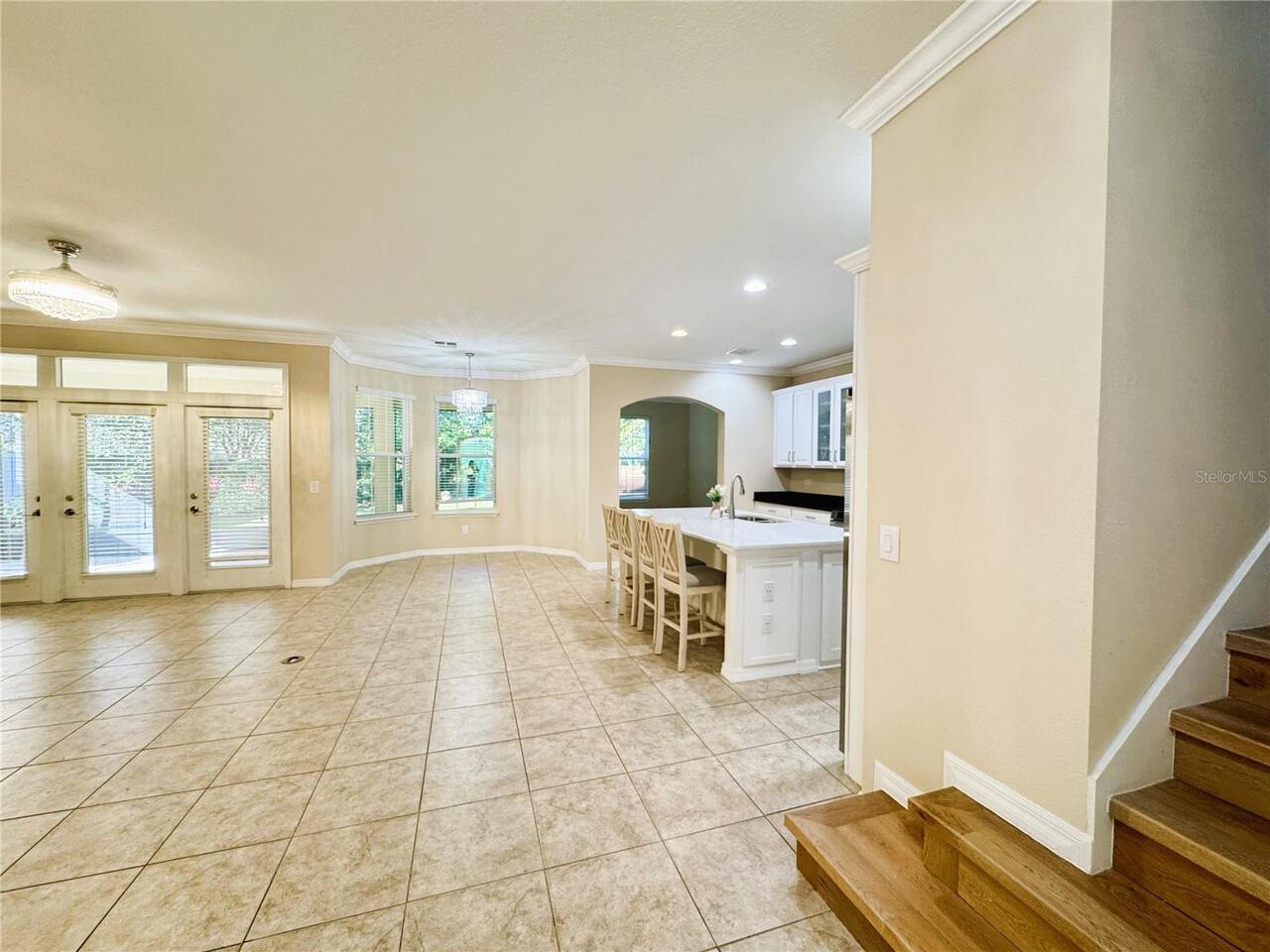 Listing Photo 9