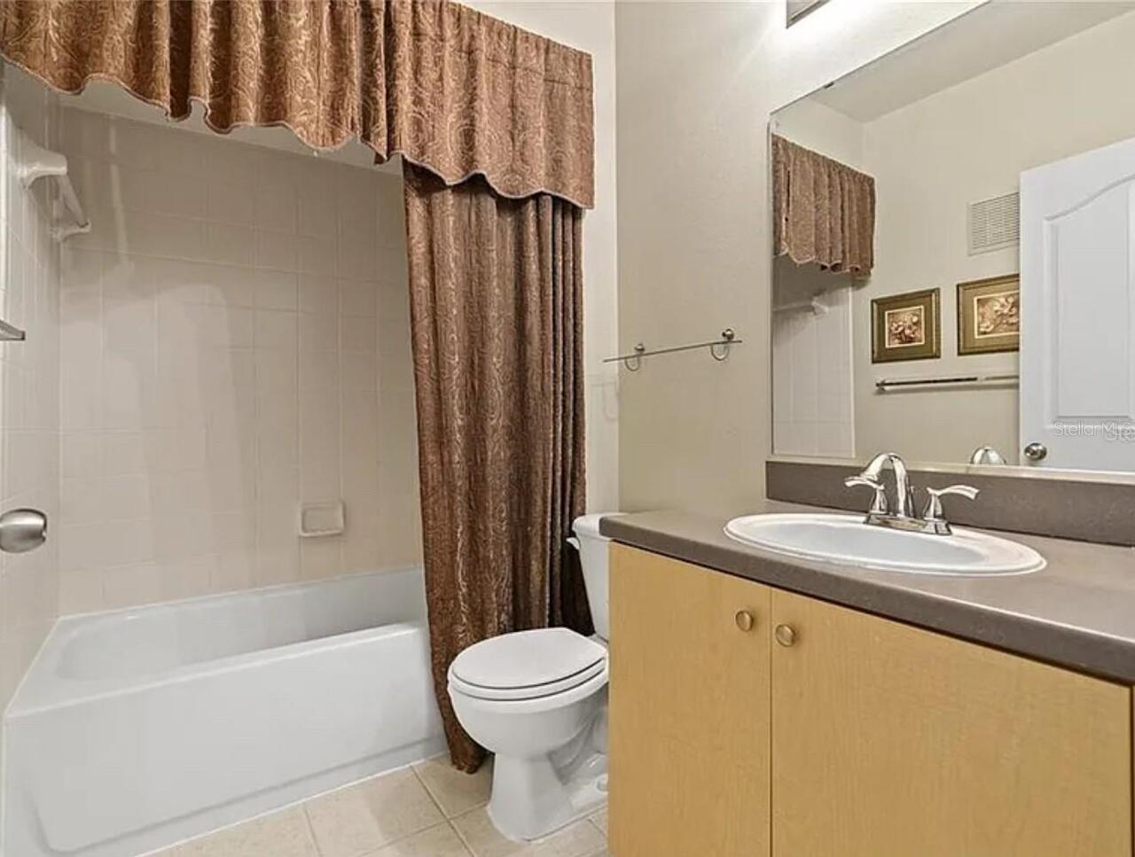 Listing Photo 10