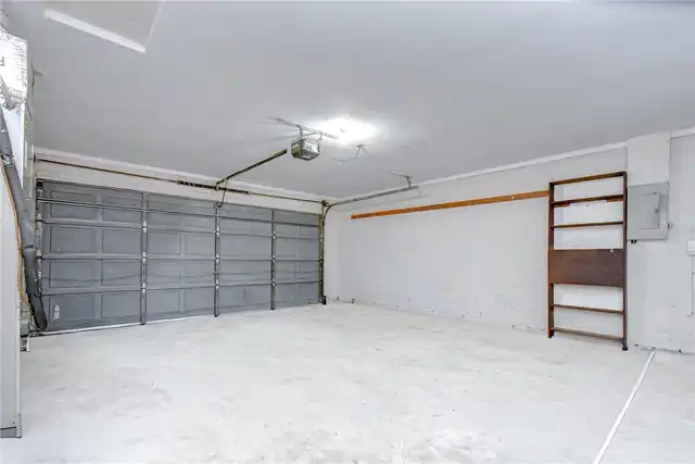 Listing Photo 32
