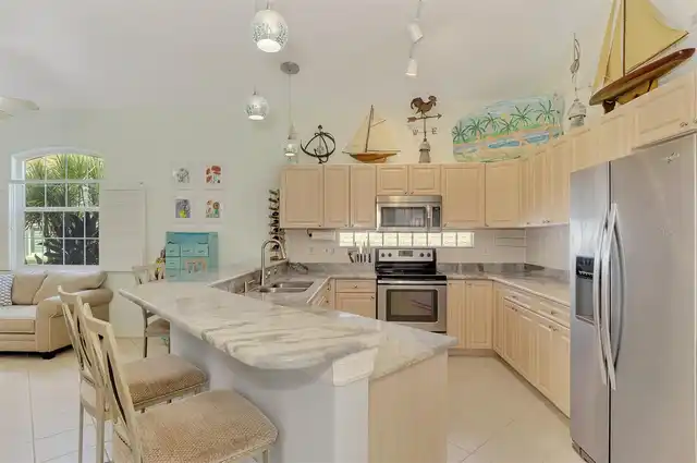 Listing Photo 18