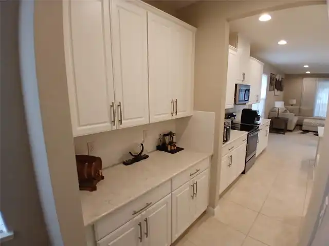 Listing Photo 14