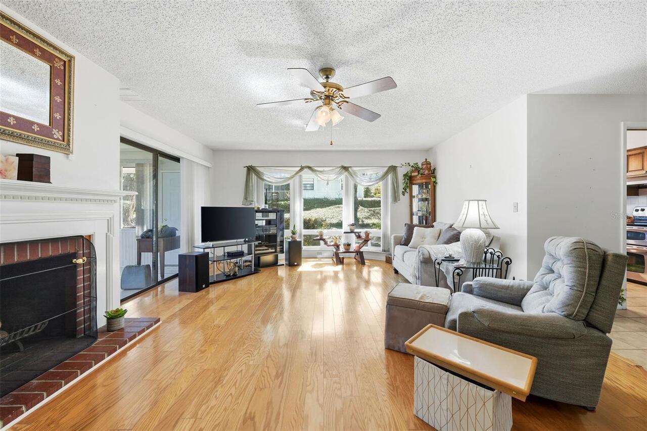 Listing Photo 14