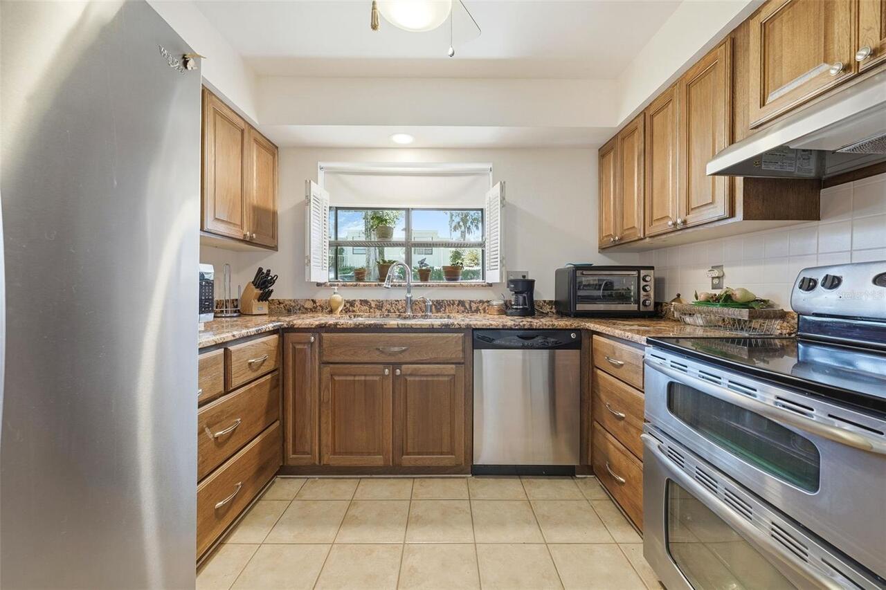 Listing Photo 7