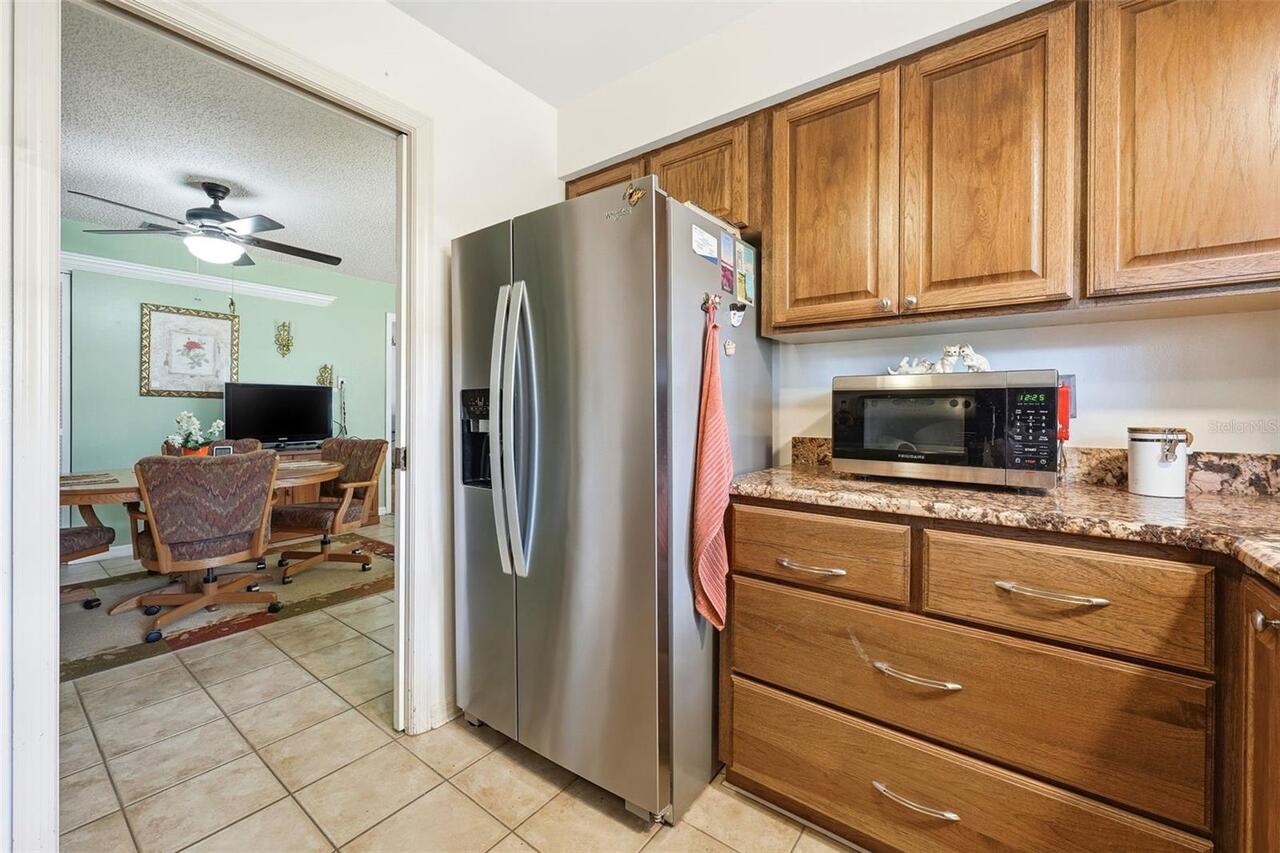 Listing Photo 10