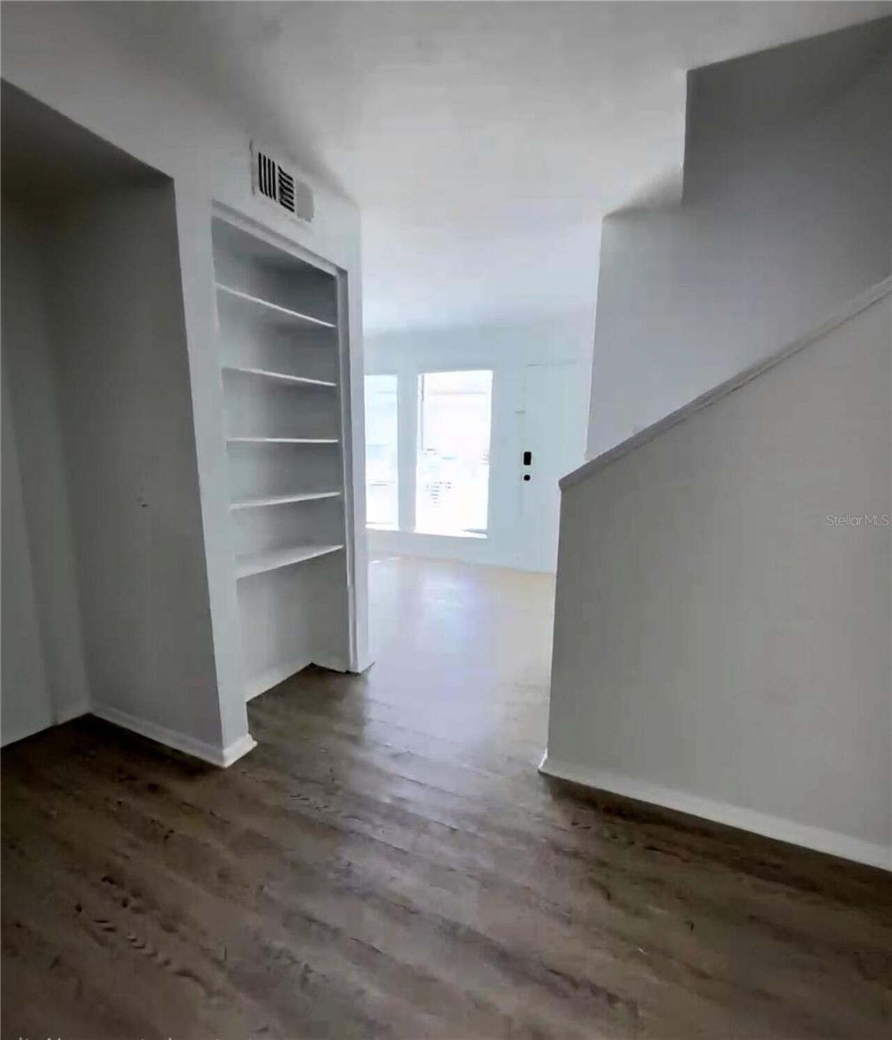 Listing Photo 6