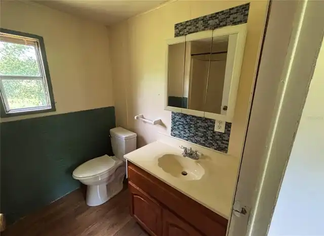 Listing Photo 9