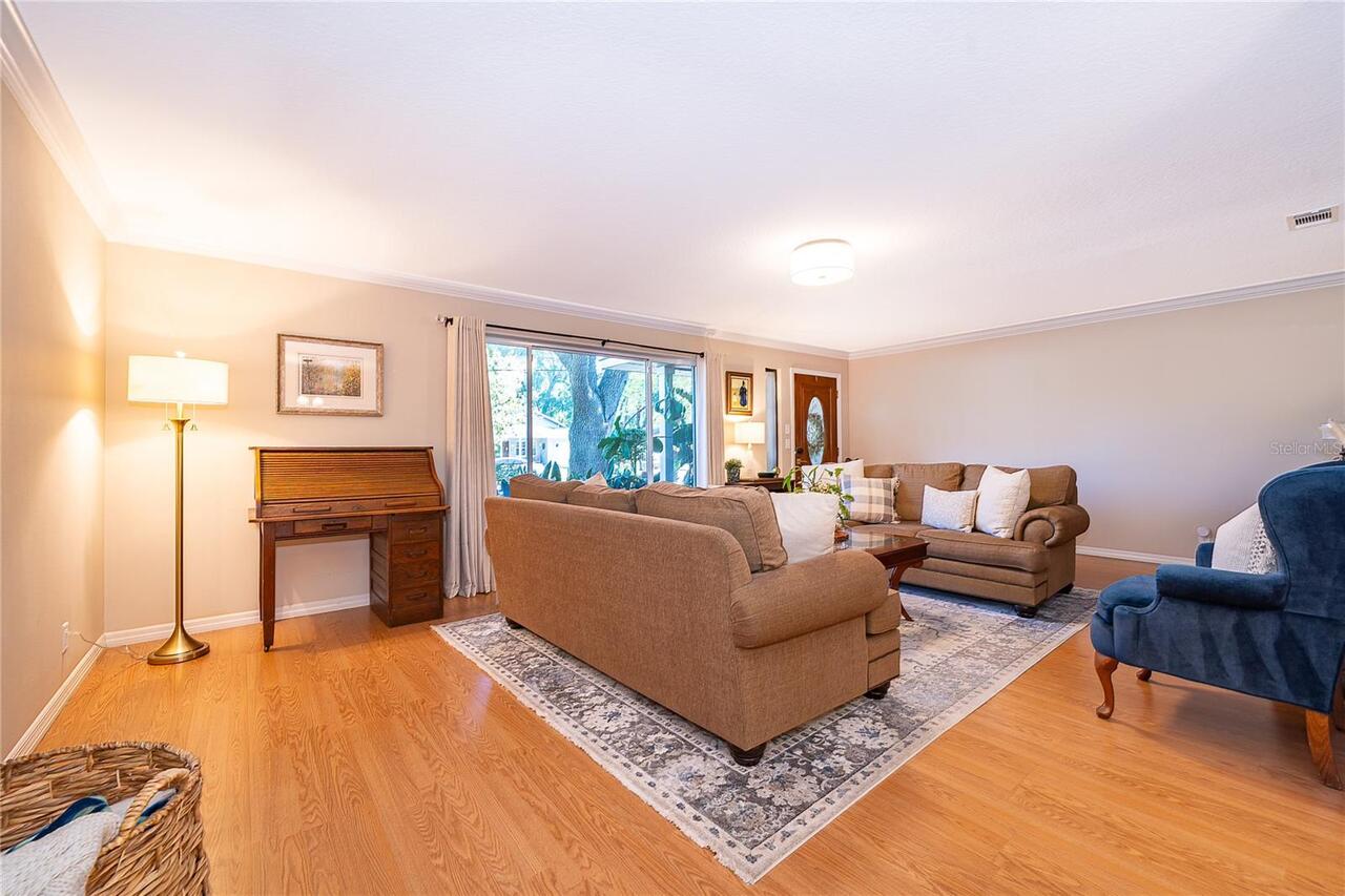 Listing Photo 7