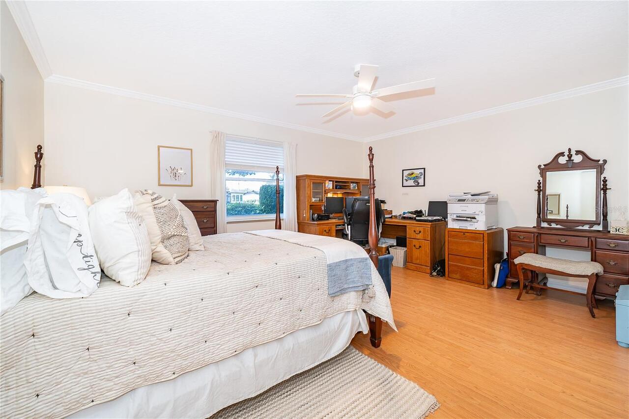 Listing Photo 28