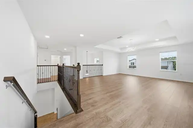 Listing Photo 22