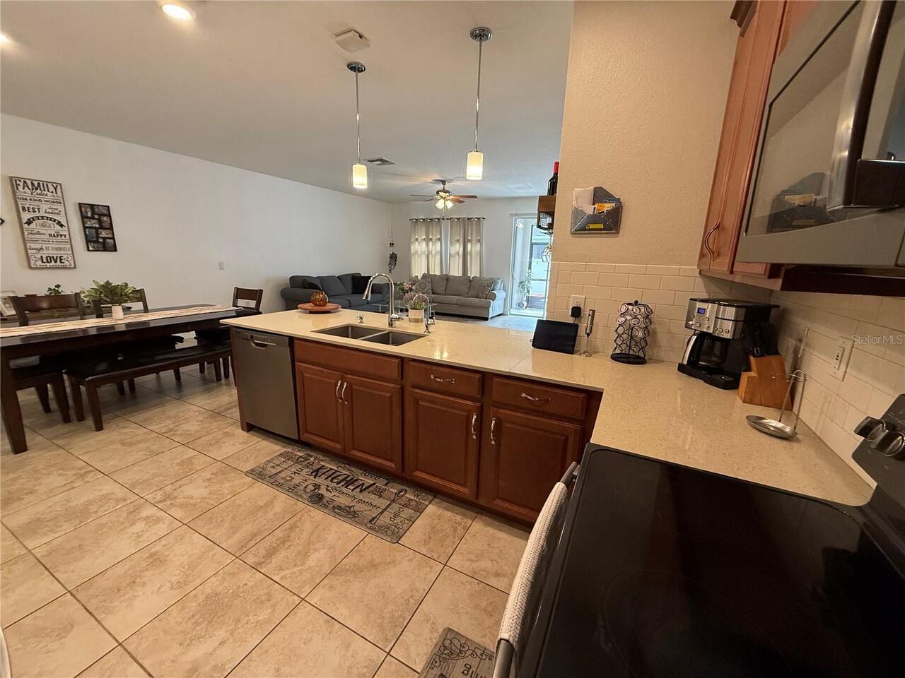 Listing Photo 12