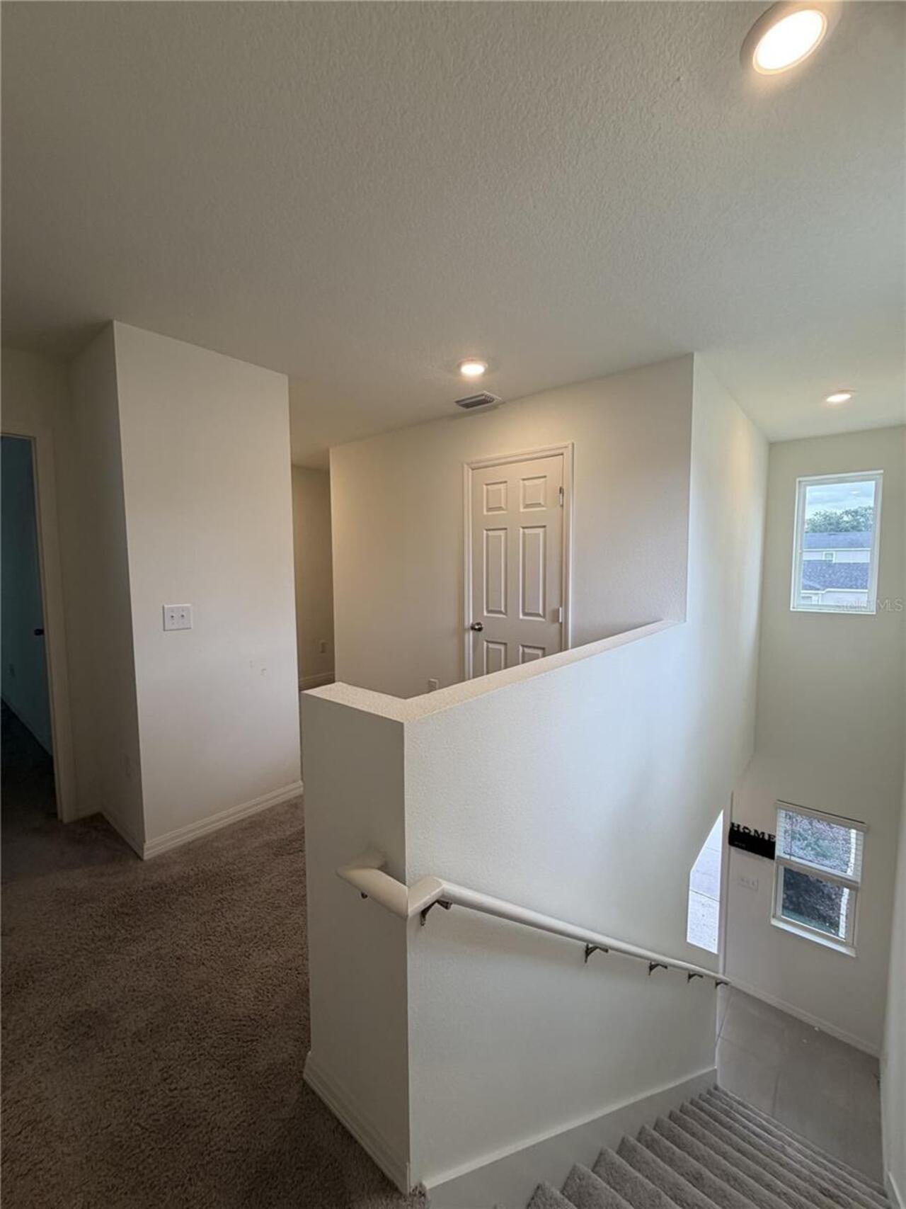 Listing Photo 14
