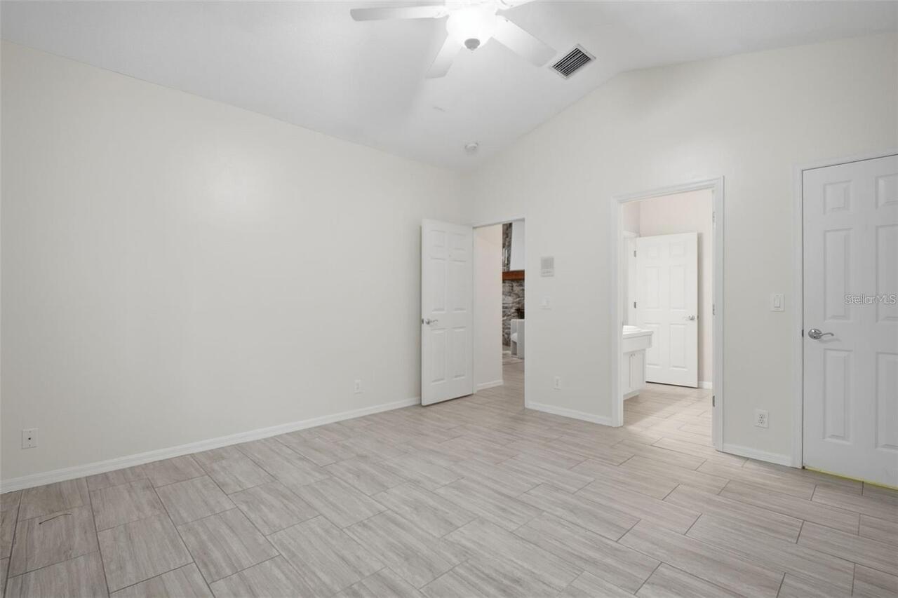 Listing Photo 43