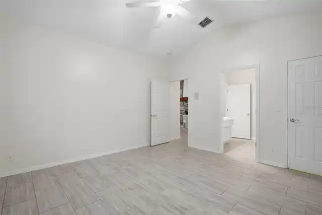 Listing Photo 43