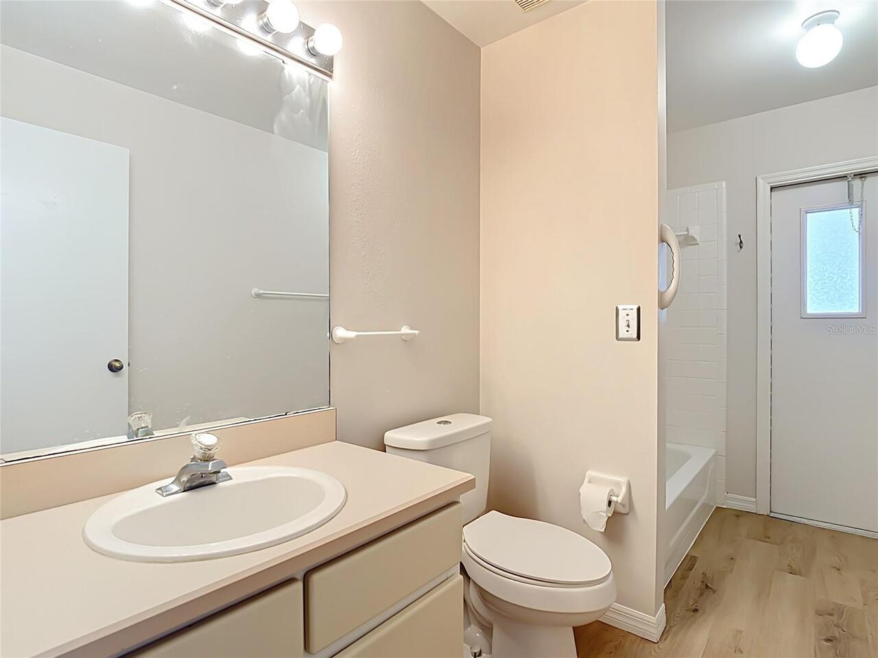 Listing Photo 23