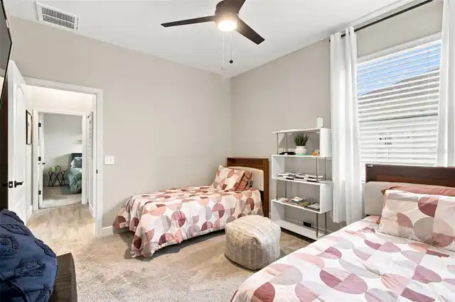 Listing Photo 28