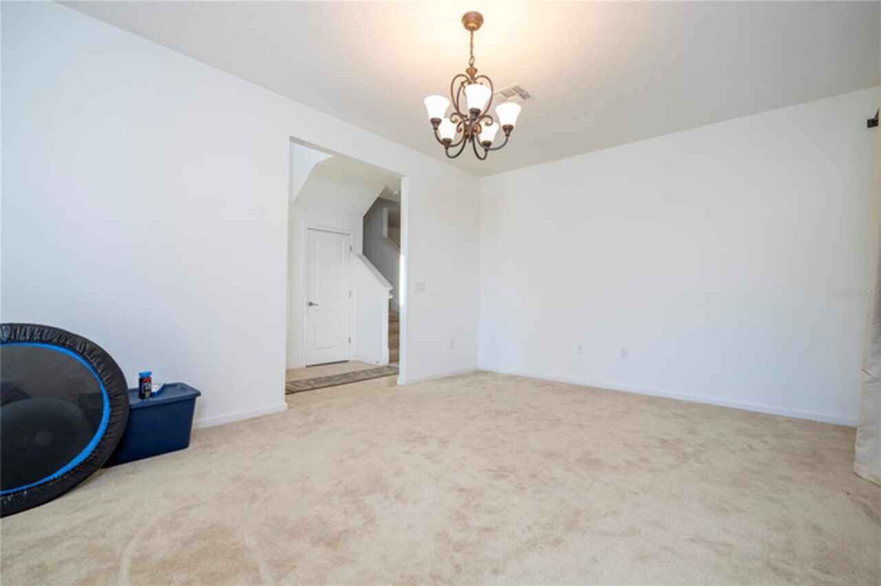 Listing Photo 24