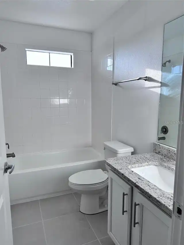Listing Photo 11