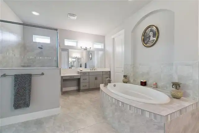 Listing Photo 18