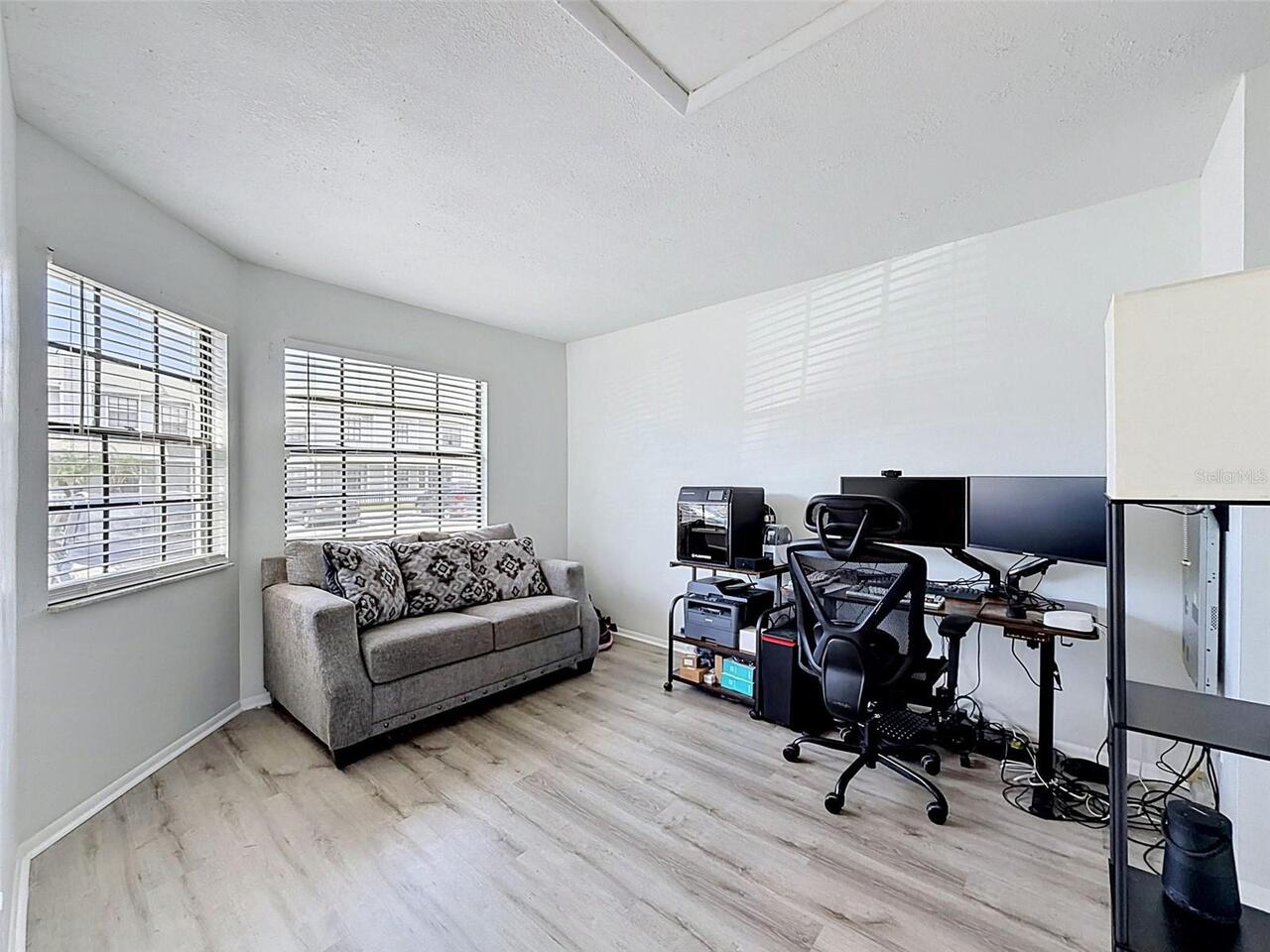 Listing Photo 22
