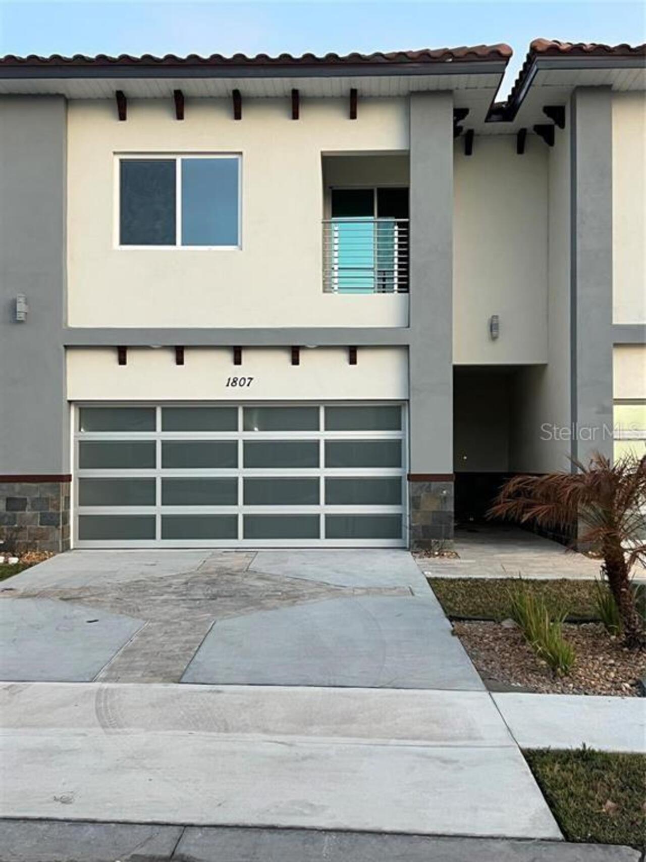 Davenport Real Estate