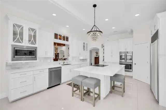 Listing Photo 17
