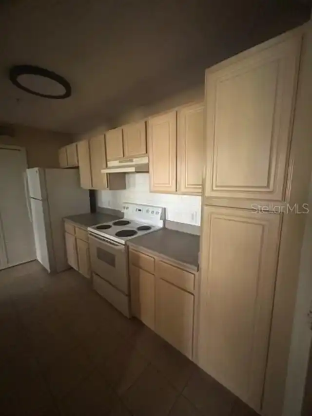 Listing Photo 5