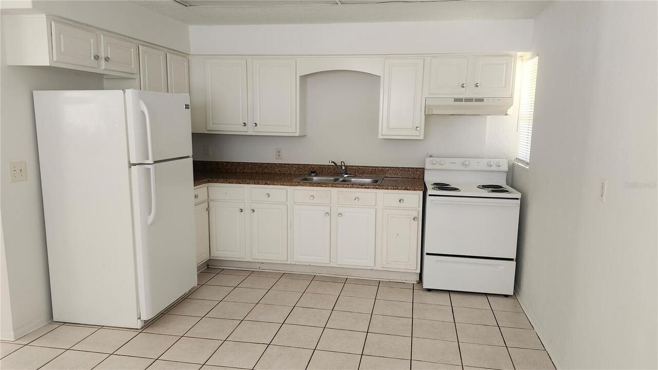 Listing Photo 10
