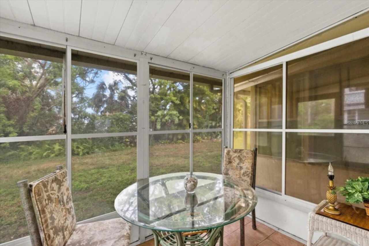 Listing Photo 12
