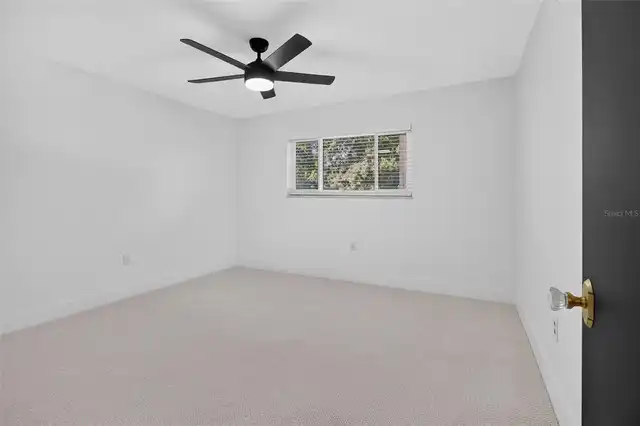 Listing Photo 33